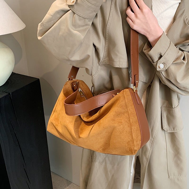 Women's Niche High-grade Suede Pillow Large Capacity Handbags