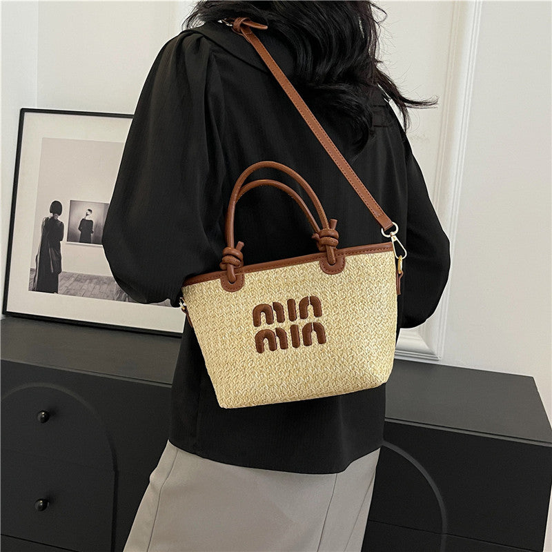 Women's Summer Beach Straw Embroidery Thread Fashion Handbags