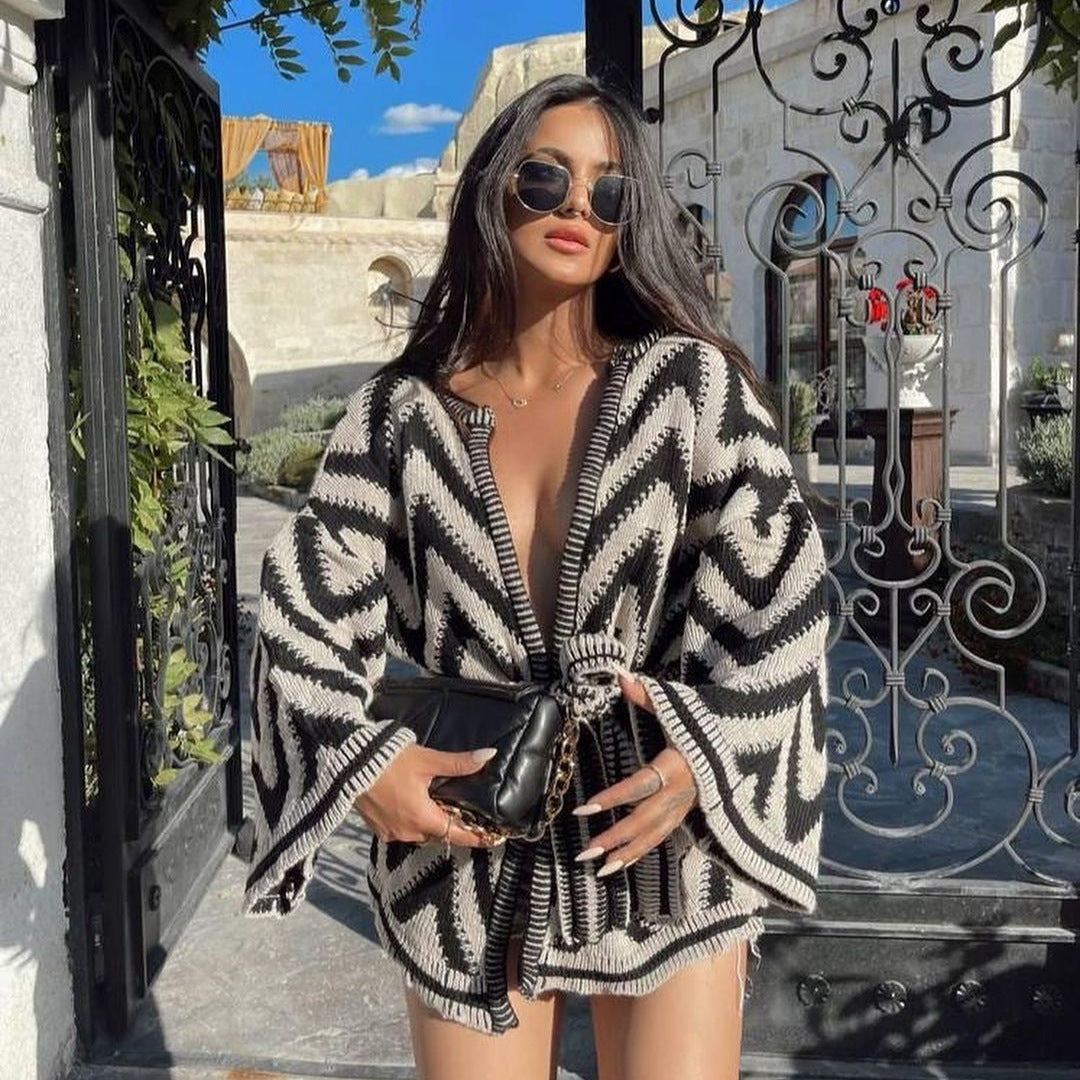 Women's Autumn Black White Striped Belt Fashion Long Clothing