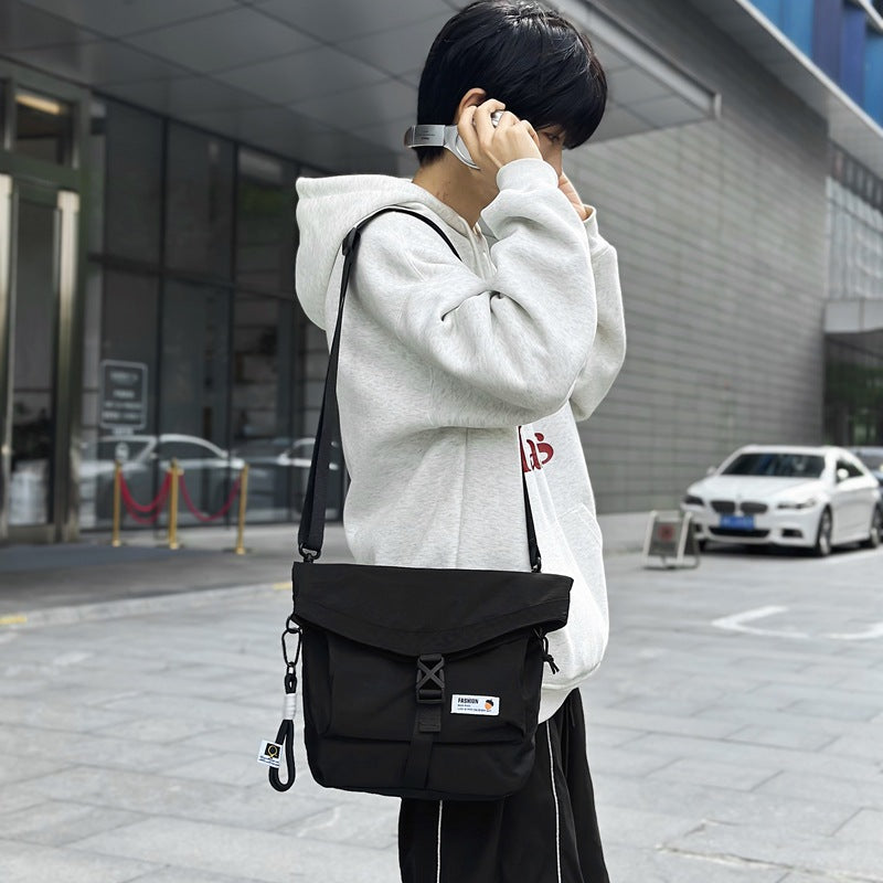 Men's Capacity Underarm Fashionable College Class Book Men's Messenger Bags