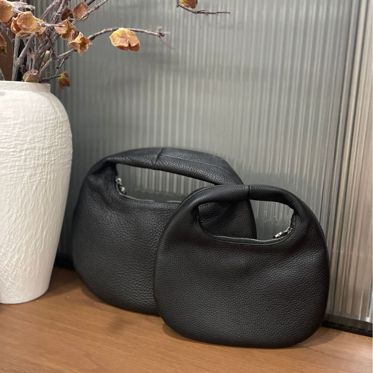 Women's Niche Genuine Leather High-grade Light Luxury Portable Hobos Handbags