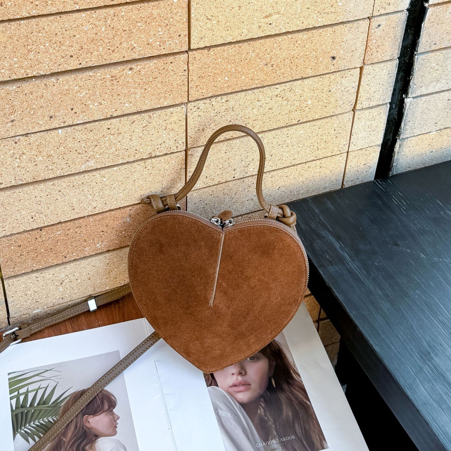 Casual Women's Heart-shaped Design Glossy Trendy Handbags