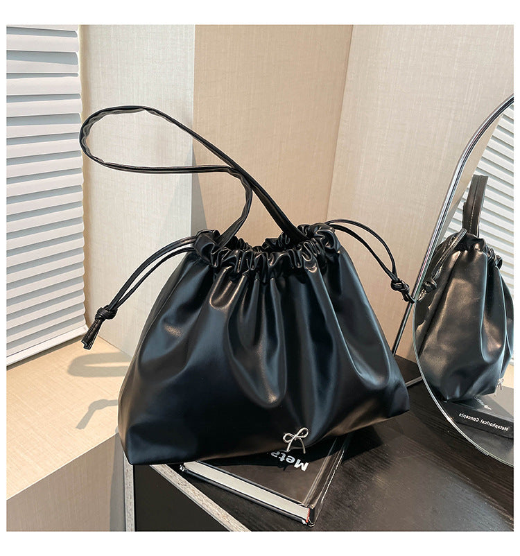 Women's Large Capacity Pleated Lazy Fashion Drawstring Handbags