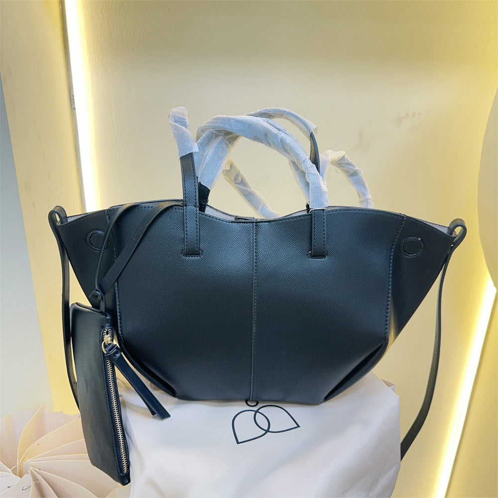 Large Capacity Underarm Retro Minority Design Handbags