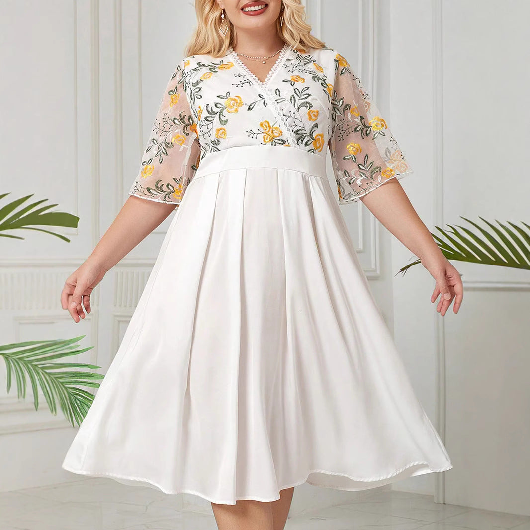 Women's Large Dress Embroidered Lace Cocktail Dresses