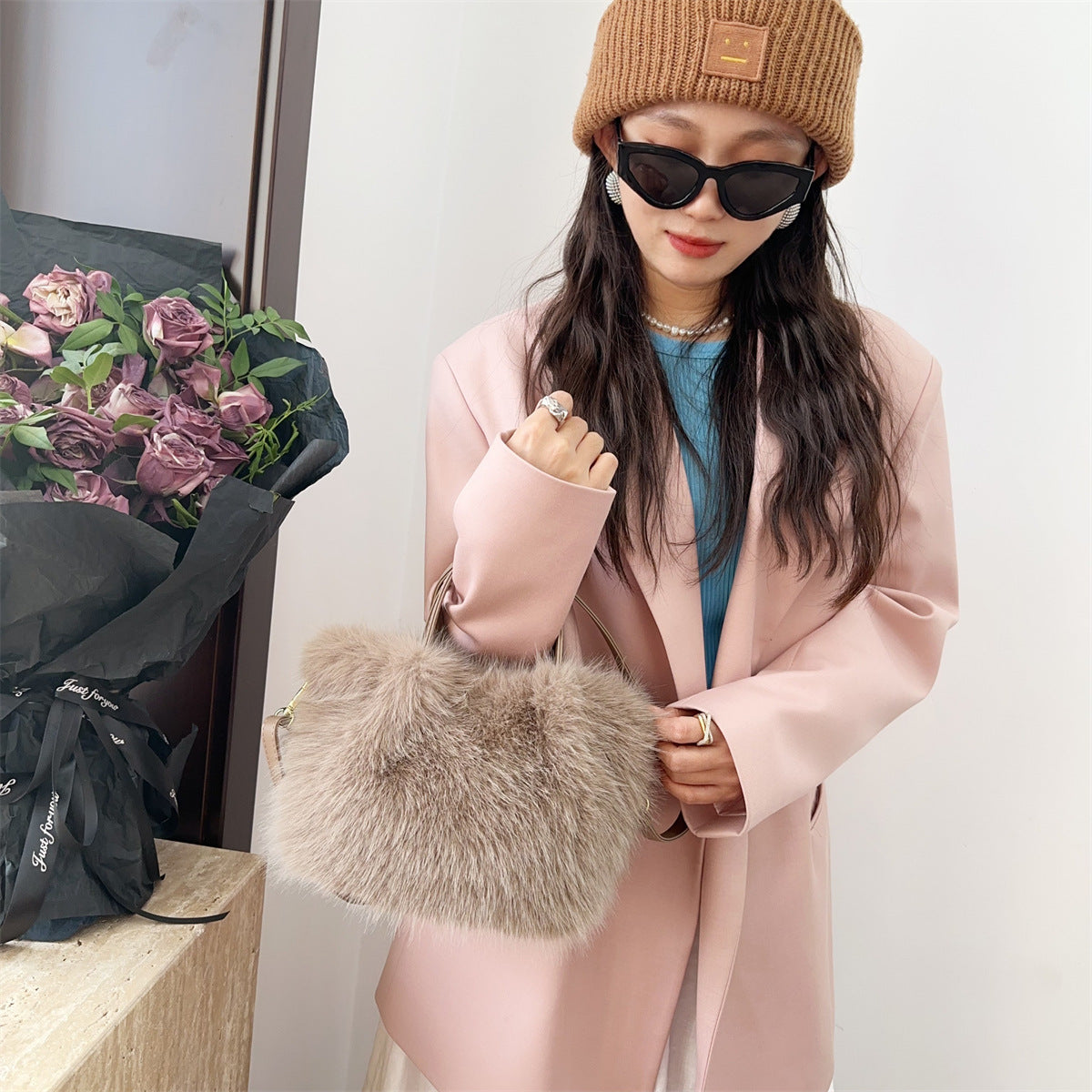 Women's Imitation Fox Fur Vegetable Basket Handbags