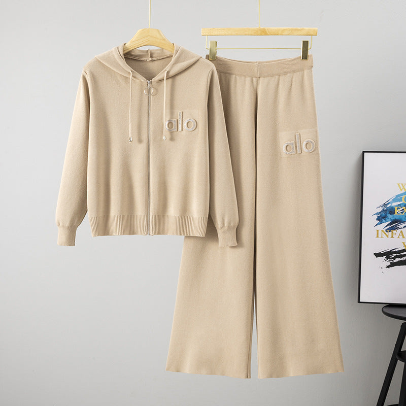 Women's Stylish Embossed Letter Wide Leg Two-piece Sweaters