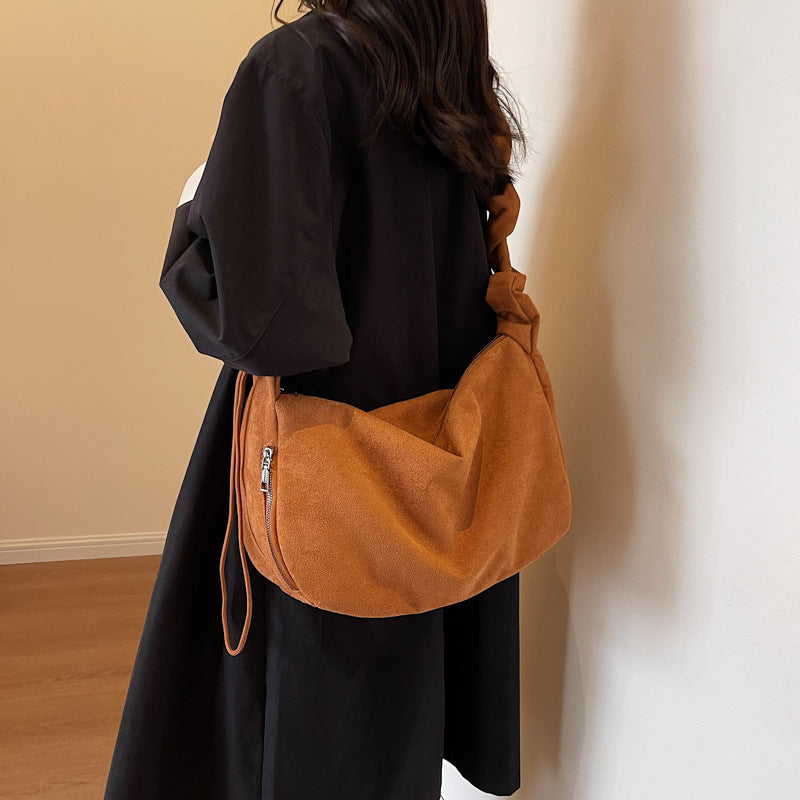 Women's Retro High-grade Underarm Large Capacity Frosted Crossbody Bags