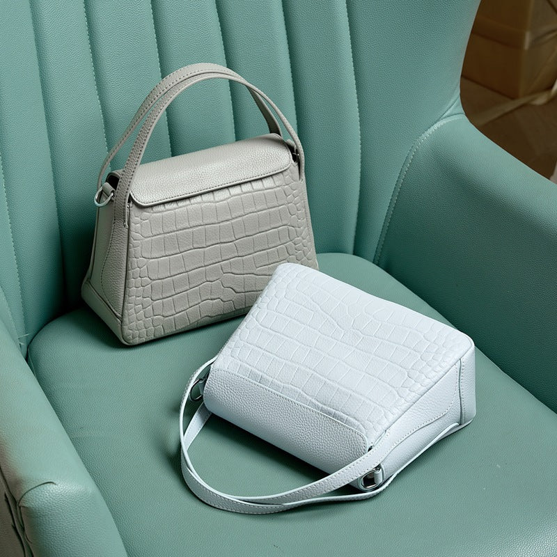 Women's Niche High Sense Carrying Commuter Handbags