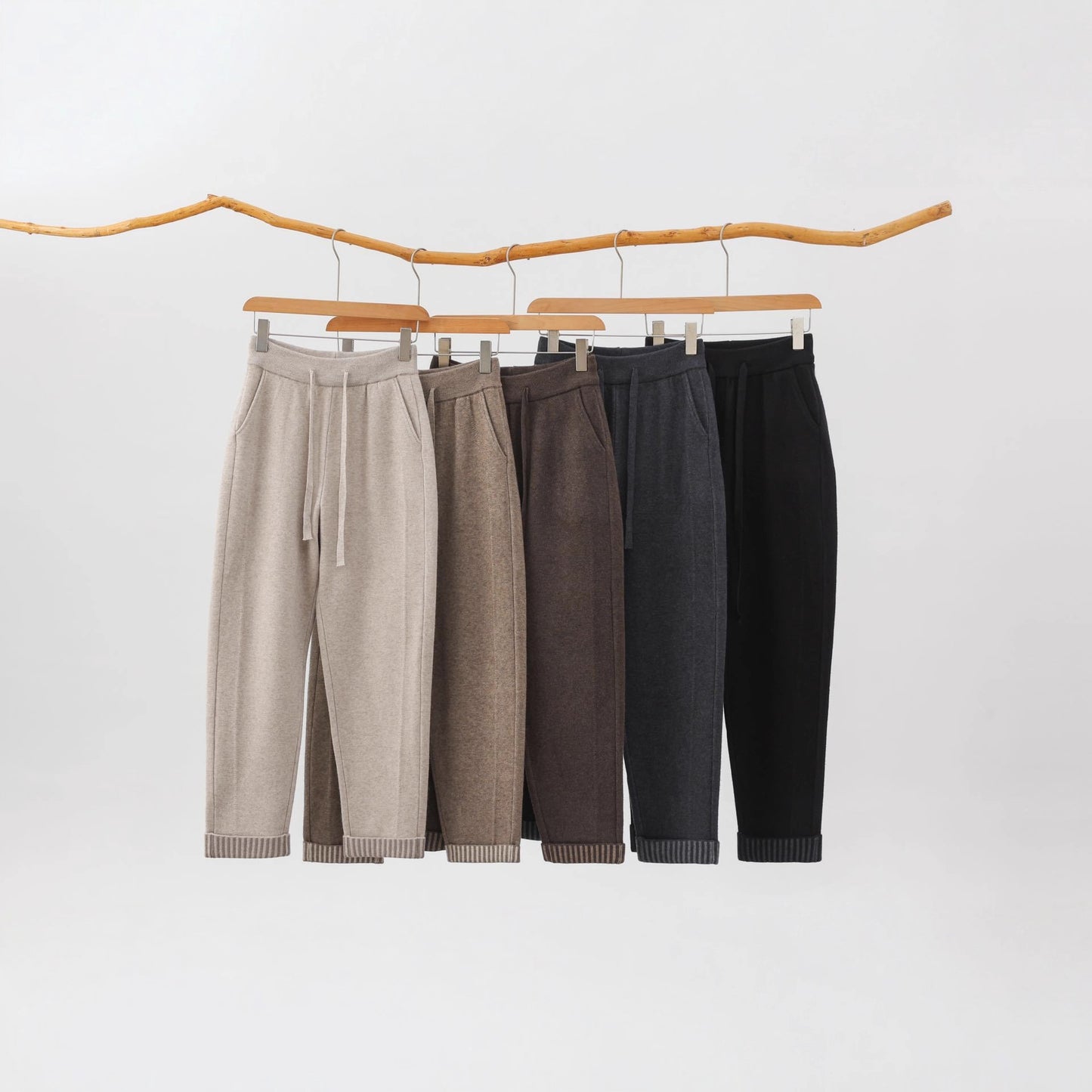 Women's Strand Thickening Tapered Air Layer Flanging Contrast Color Casual Pants